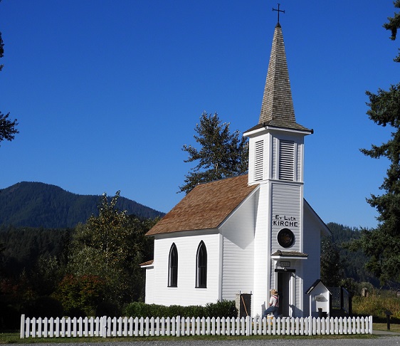 7 SMALL U.S. ROADSIDE&nbsp;CHURCHES