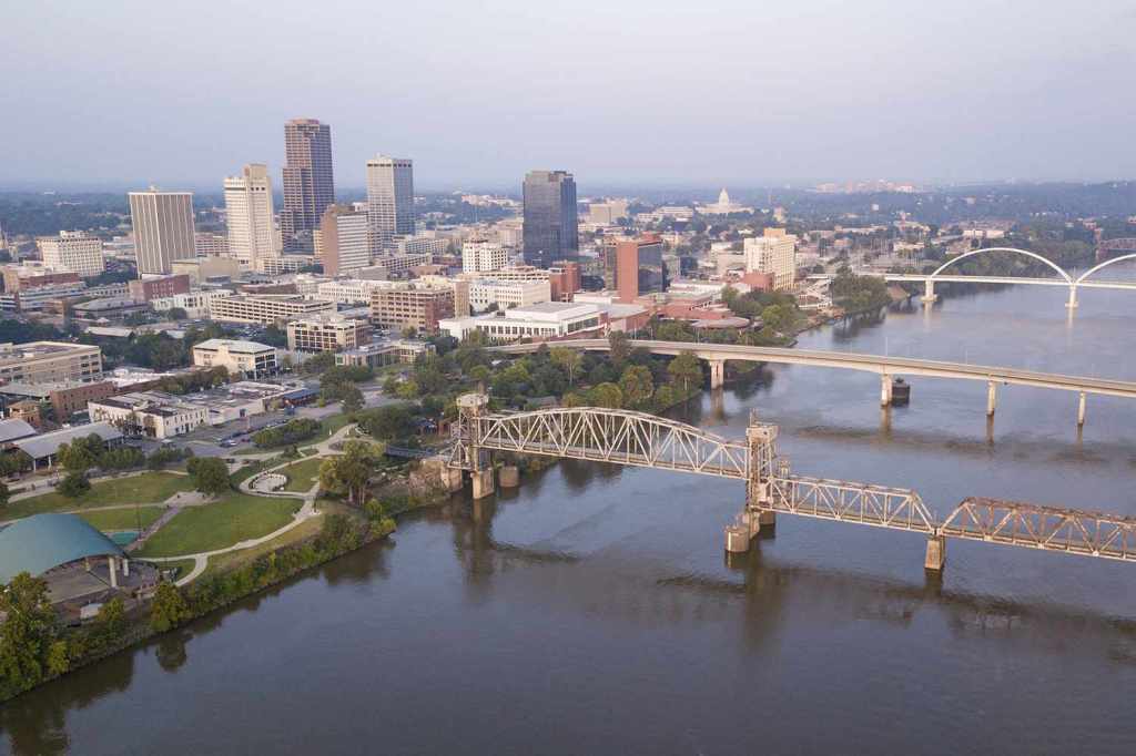 ARKANSAS: 11 Churches