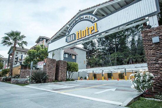 STUDIO CITY, CA: 1 Hotel 1&nbsp;Restaurant